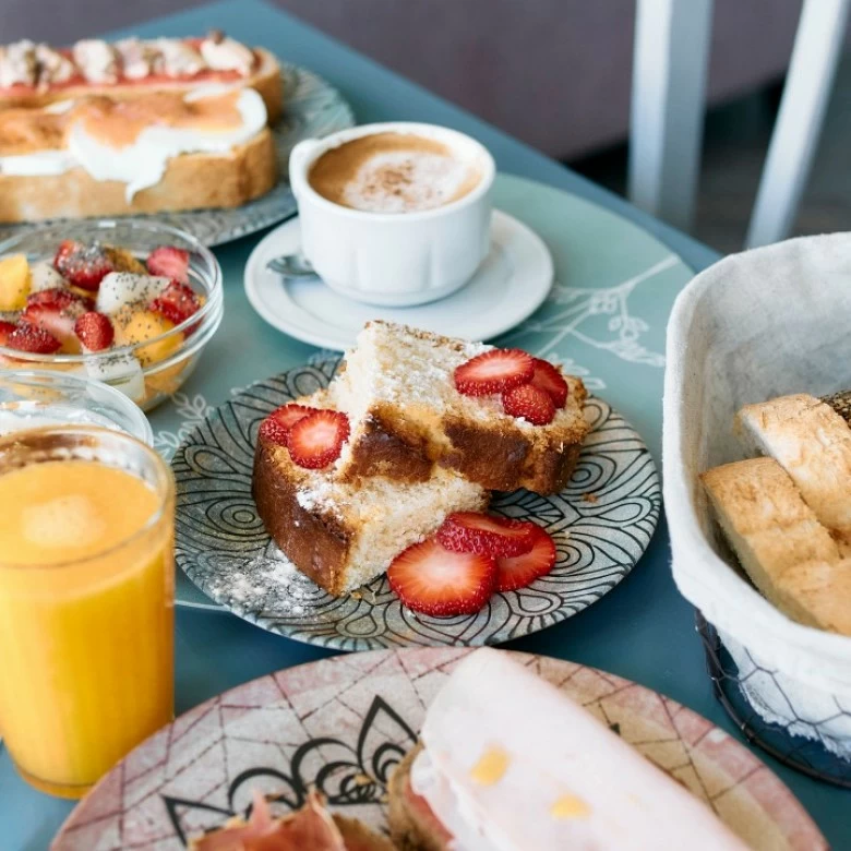 Desayuna en Albarracín